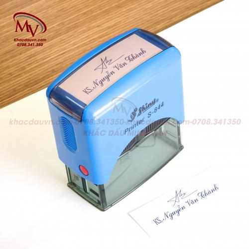 Khắc dấu chữ ký Nguyễn Văn Thành